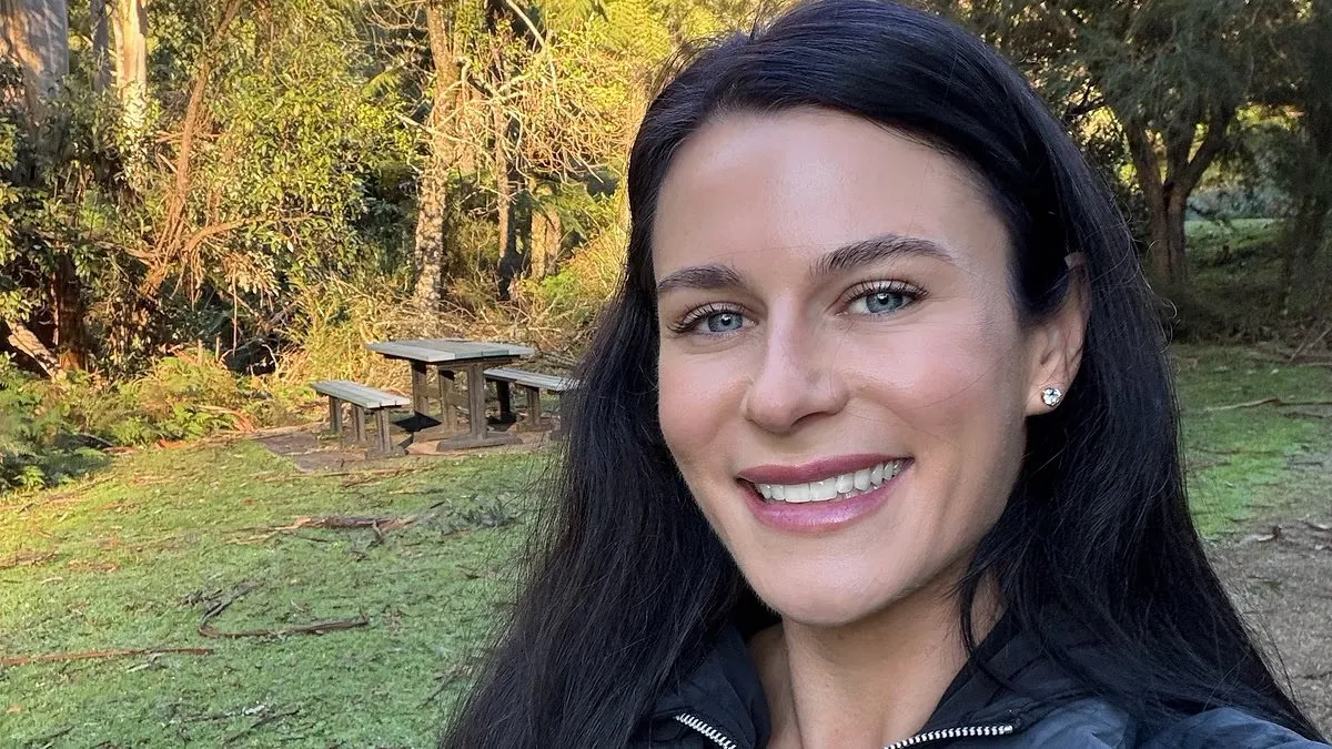 Female players voice concerns as transgender player wins top Australian women's soccer award