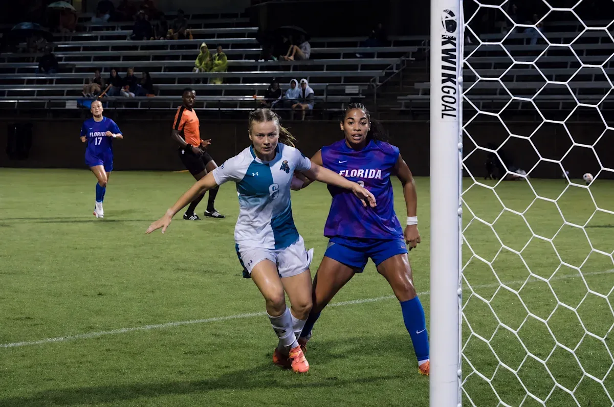 Florida soccer continues strong start to season