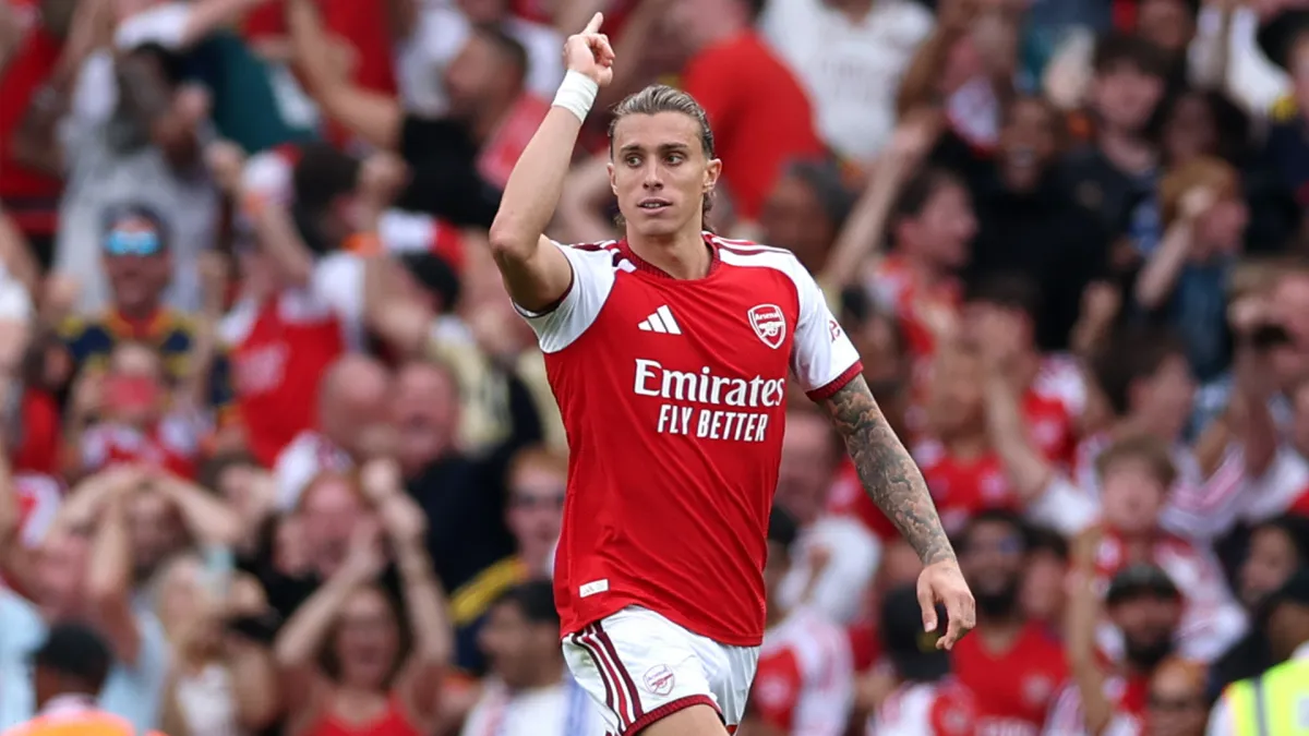 Riccardo Calafiori redefines fullback role as Arsenal defender returns to Italy for Champions League action