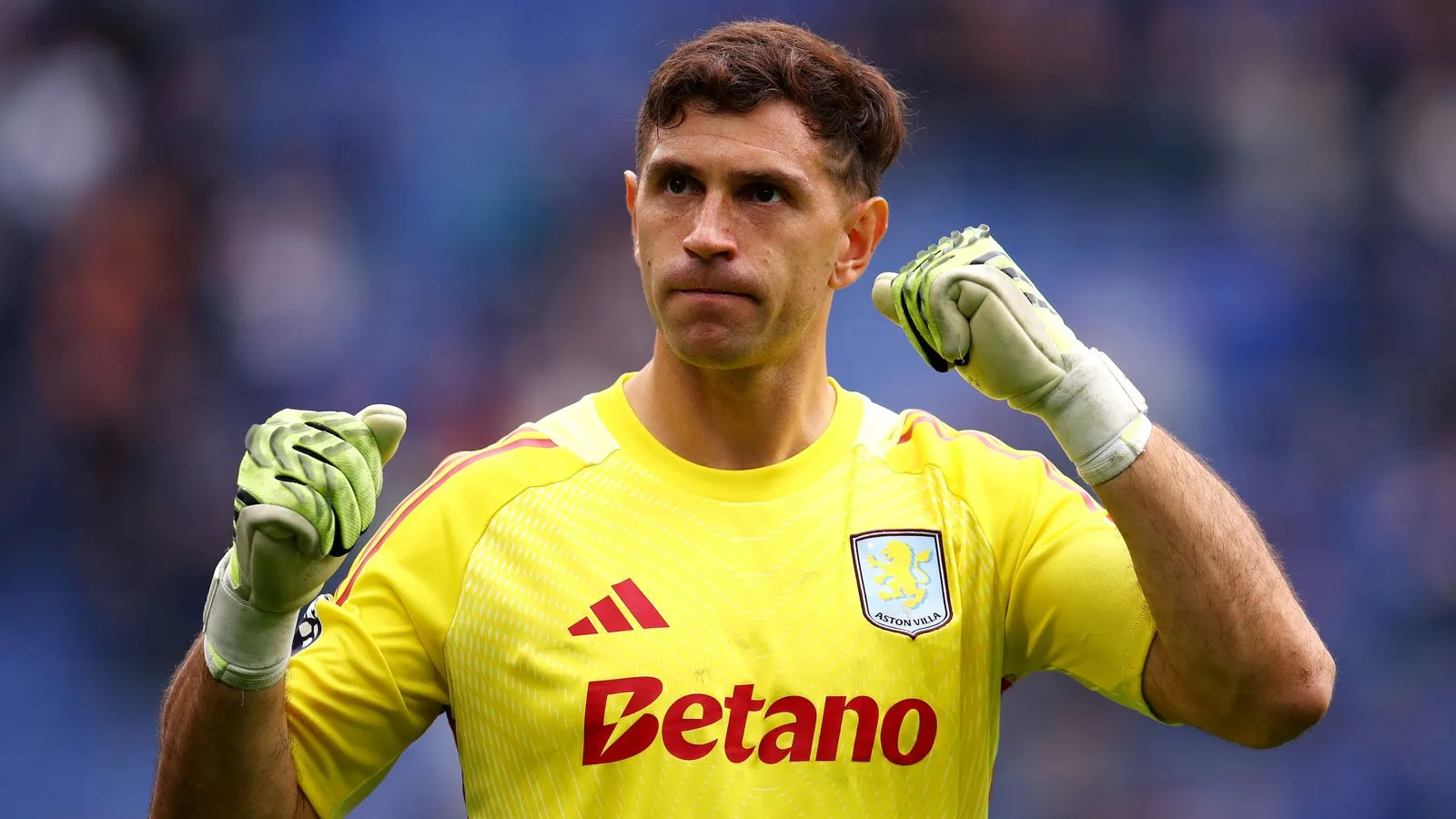 Chelsea sign Martinez from Villa