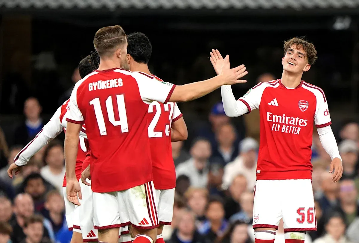 Dowman shines with two goals as Arsenal see off Ipswich in League Cup