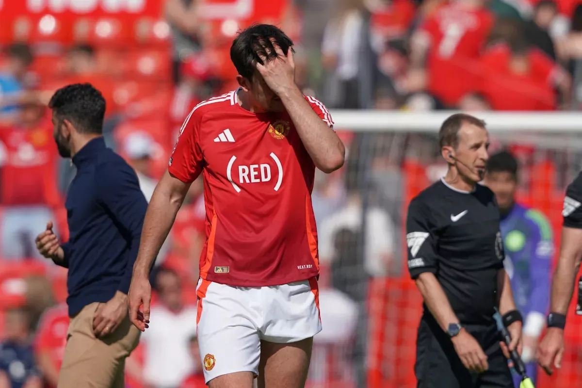 Even Man United players are surprised fans have stuck with them in woeful season