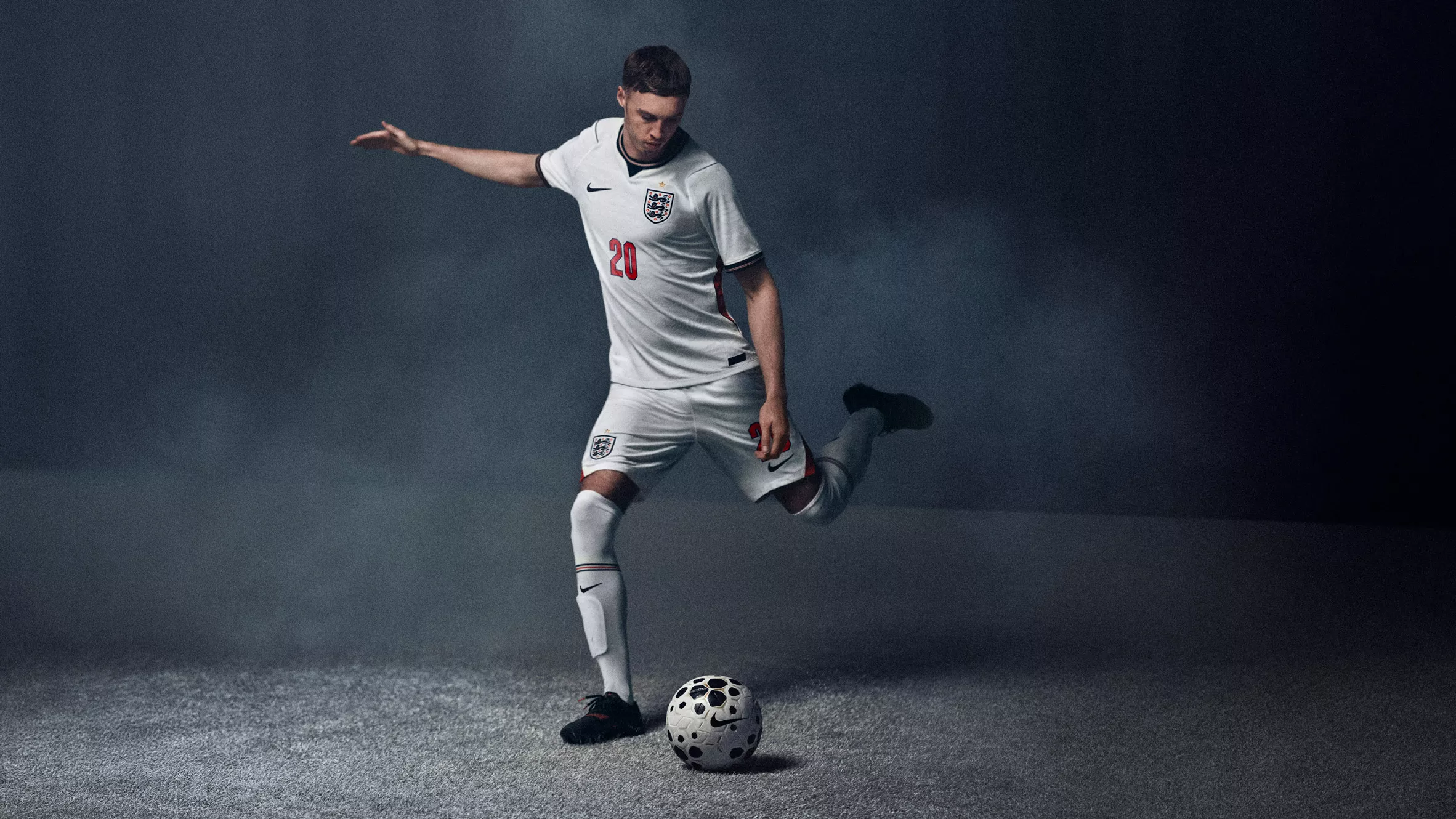Nike unveils "unapologetically English" World Cup football kit