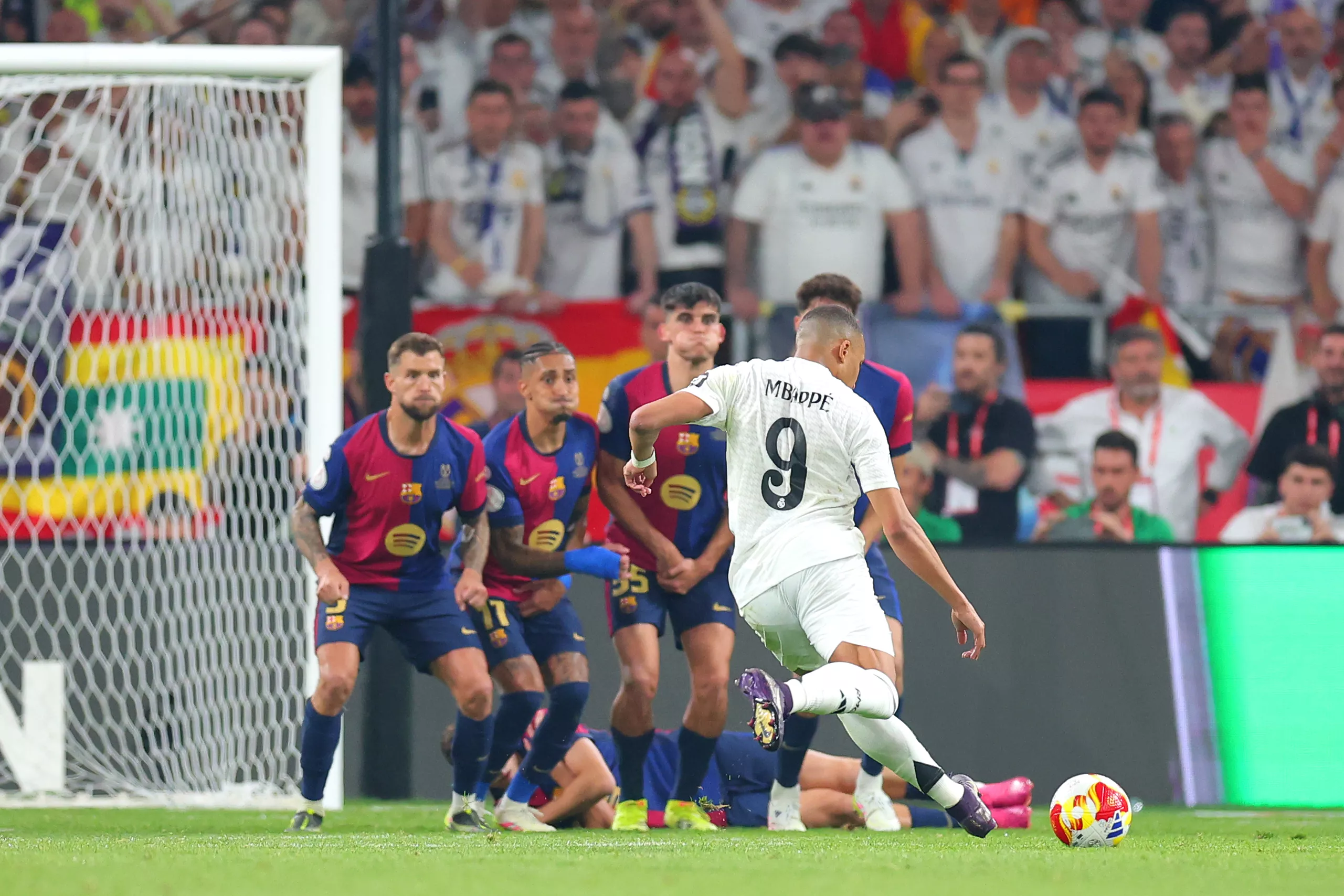 How to Watch Barcelona vs. Real Madrid: Live Stream El Clasico, TV Channel