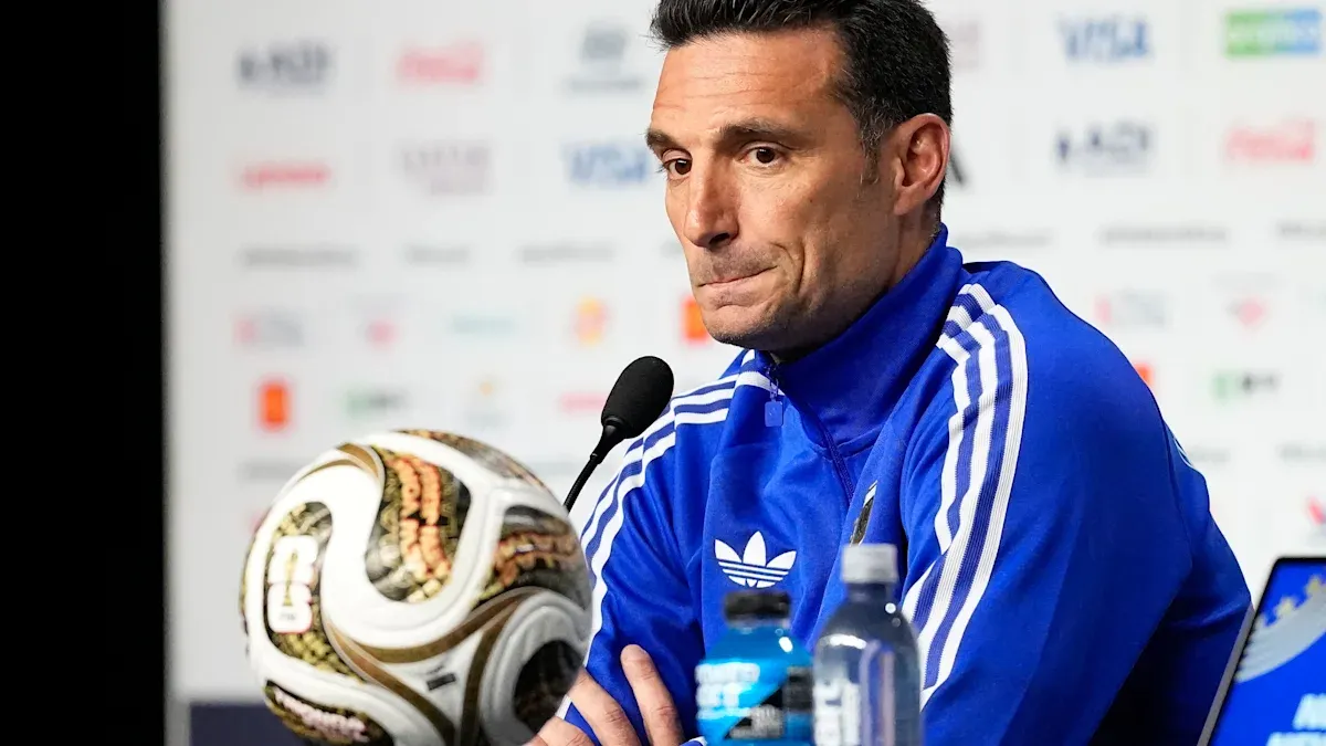 Argentina coach Lionel Scaloni opens door to contract extension and preps for Messi farewell