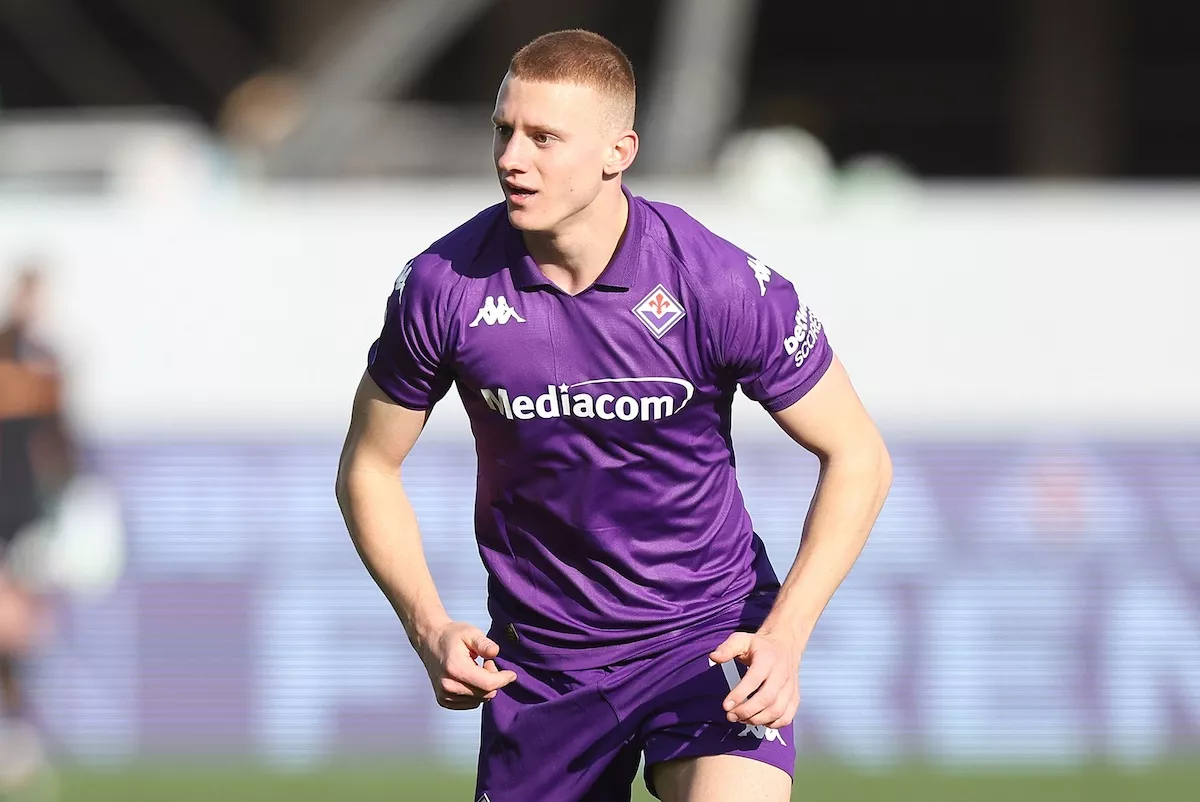 Fiorentina near agreement for Italy international linked with Milan and Juventus