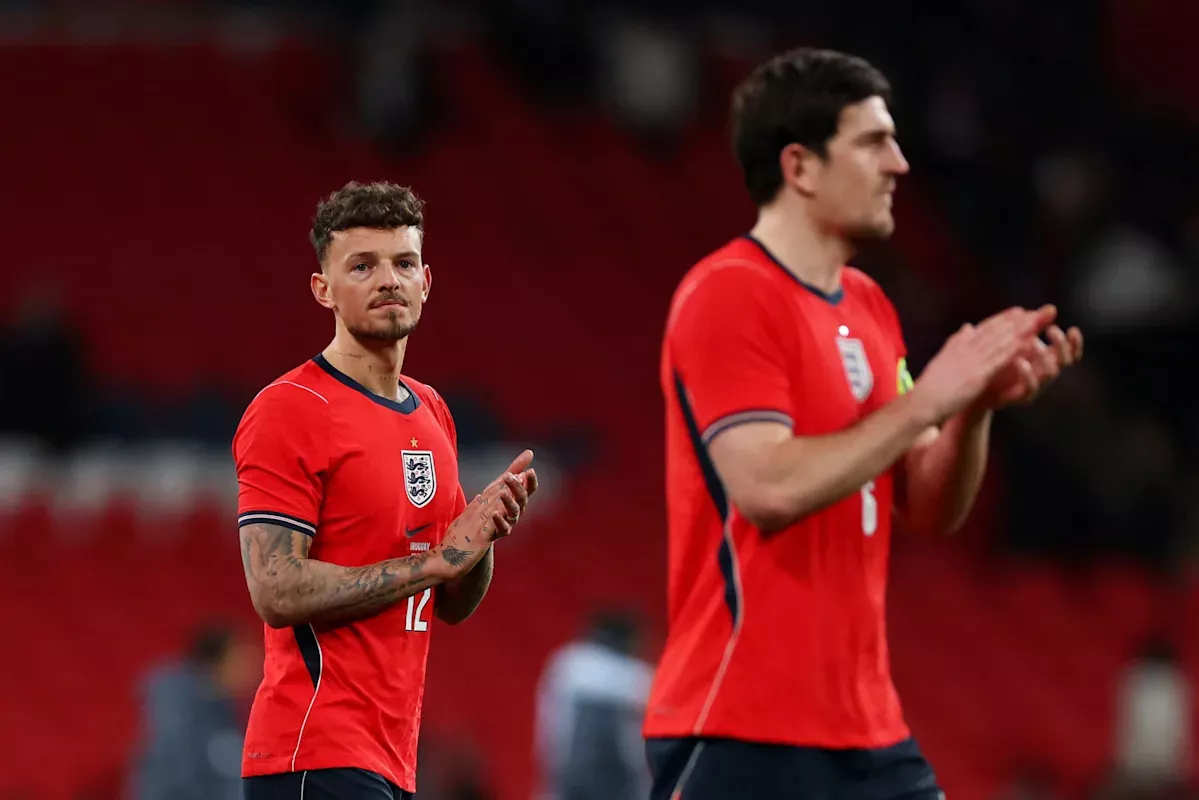Henderson backs Ben White’s England recall after boos