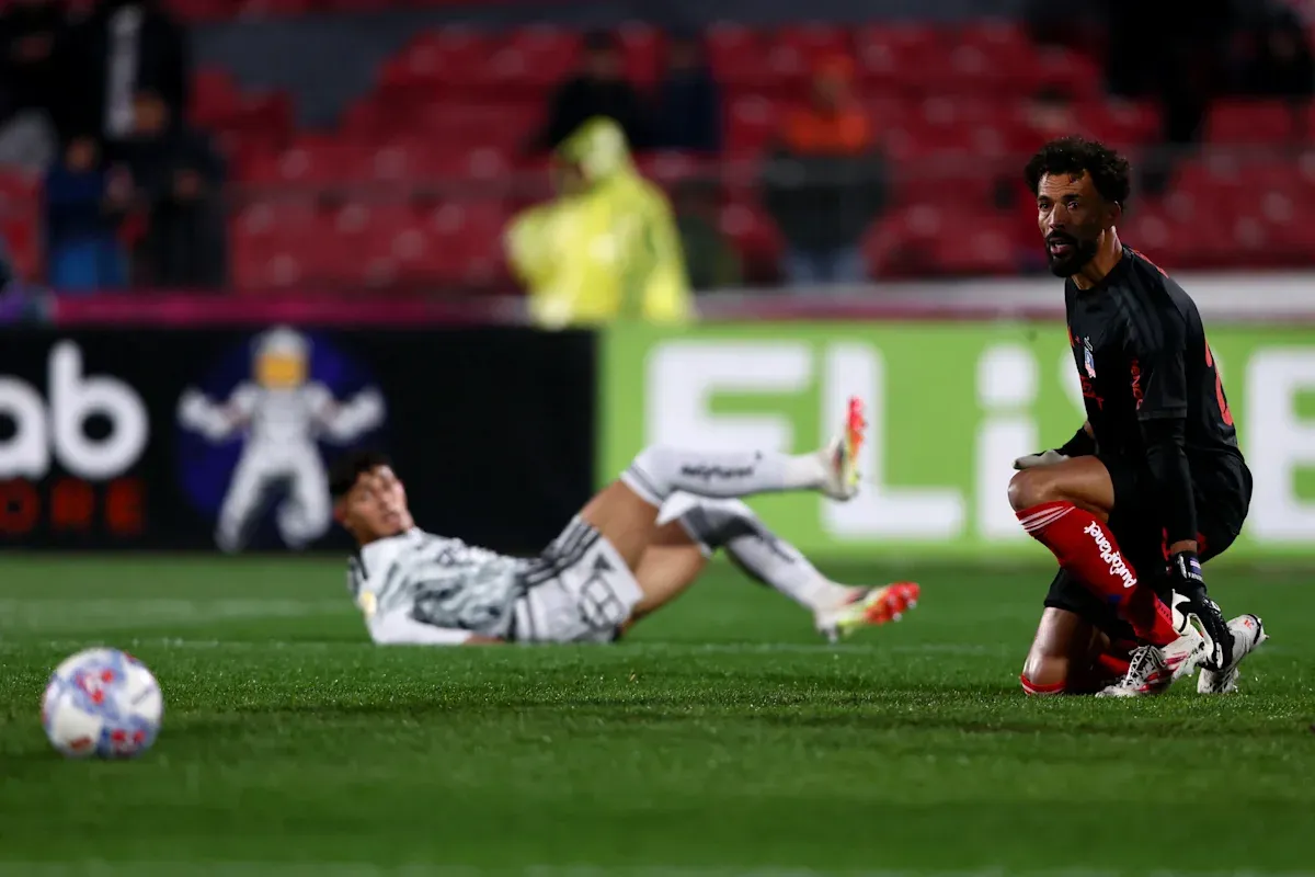 Named among world’s best keepers, Vozinha blunders for Colo-Colo 