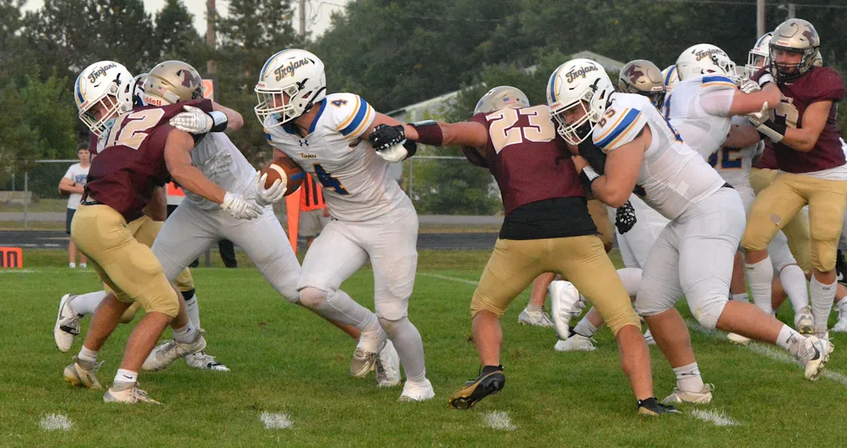 Football leaders unchanged, new No. 1's in volleyball & soccer state polls