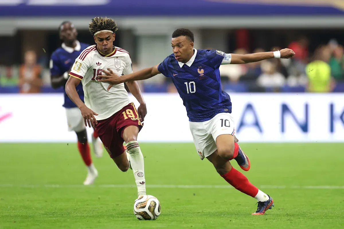 ‘He has everything’ – Kylian Mbappé praises Barcelona’s Lamine Yamal