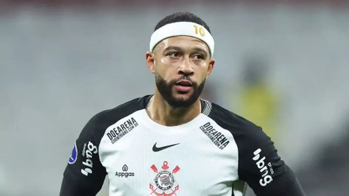 Corinthians: Is Memphis Depay on his way out?