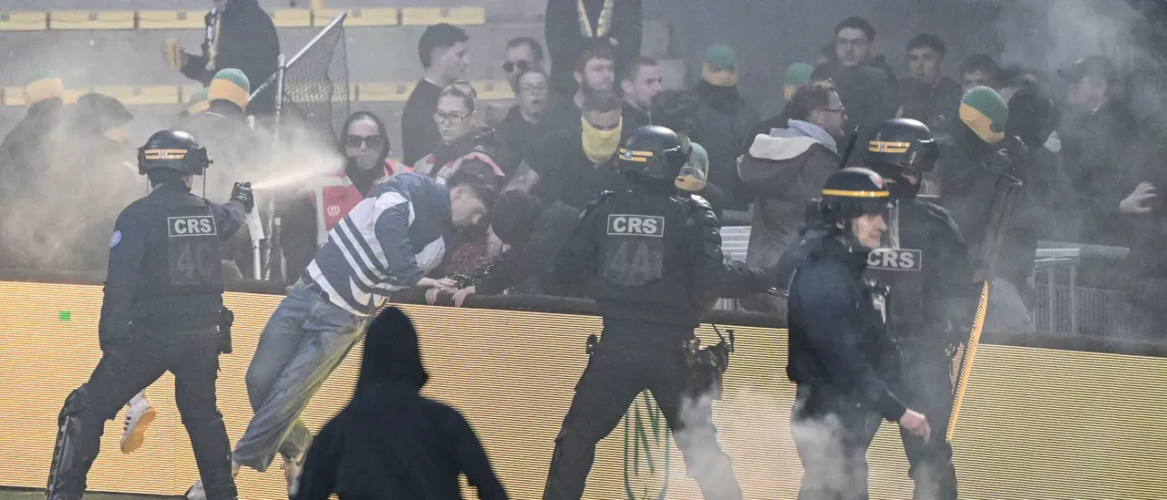 All Hell Breaks Loose In Nantes, Toulouse Game After Fans Breach Security, Storm Field