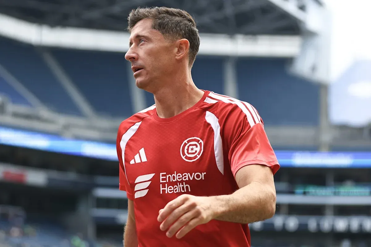 Lewandowski talks Julian Alvarez, Barcelona Champions League hopes after summer exit: ‘One of the favourites’
