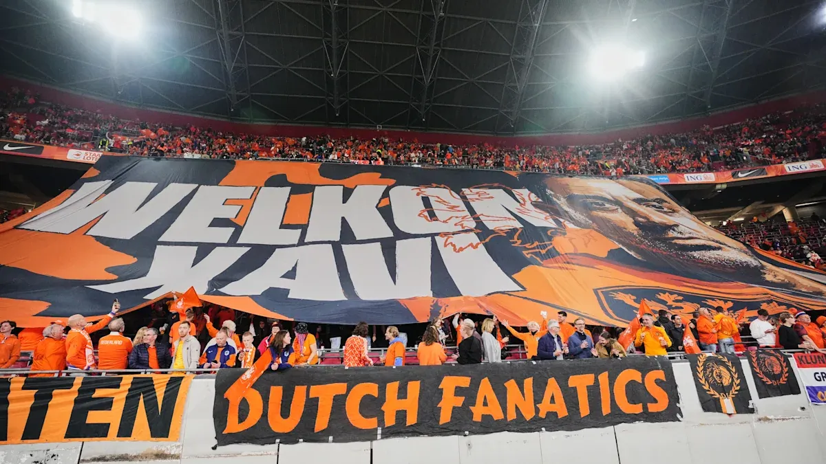 Netherlands 1, Germany 1. Xavi and Klopp open their international coaching careers with feisty draw