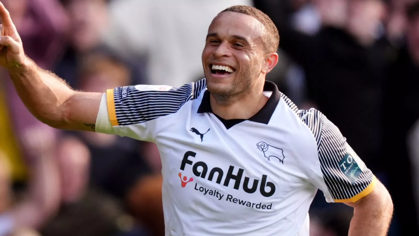 Derby beat Stoke to keep play-off dream alive