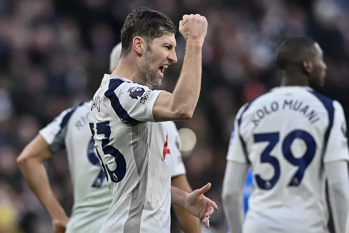 Ben Davies undergoes second ankle surgery, now a doubt for World Cup playoff