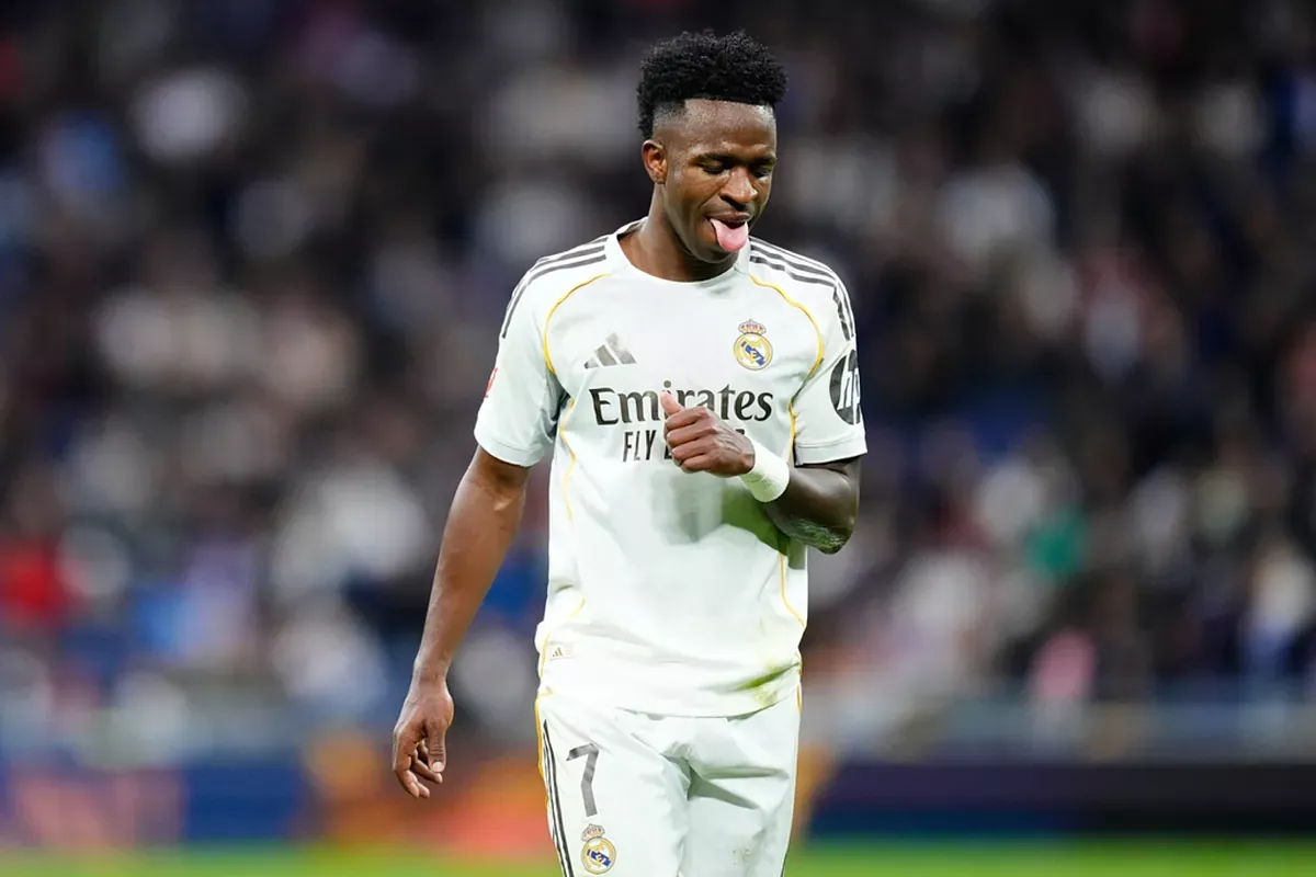 Vinicius overcomes the Bernabeu's big fights with its stars