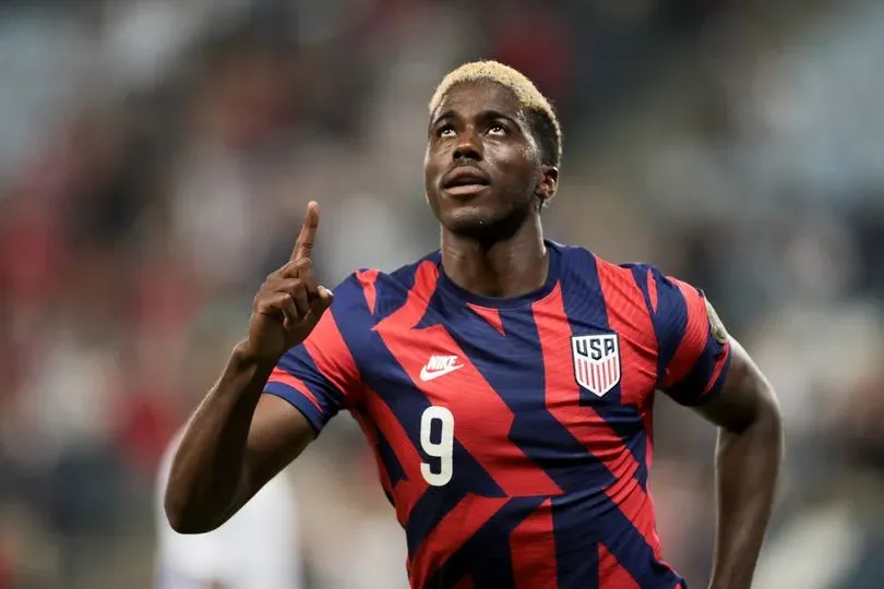 Two-time MLS Cup winner and ex-USMNT star announces retirement with touching post