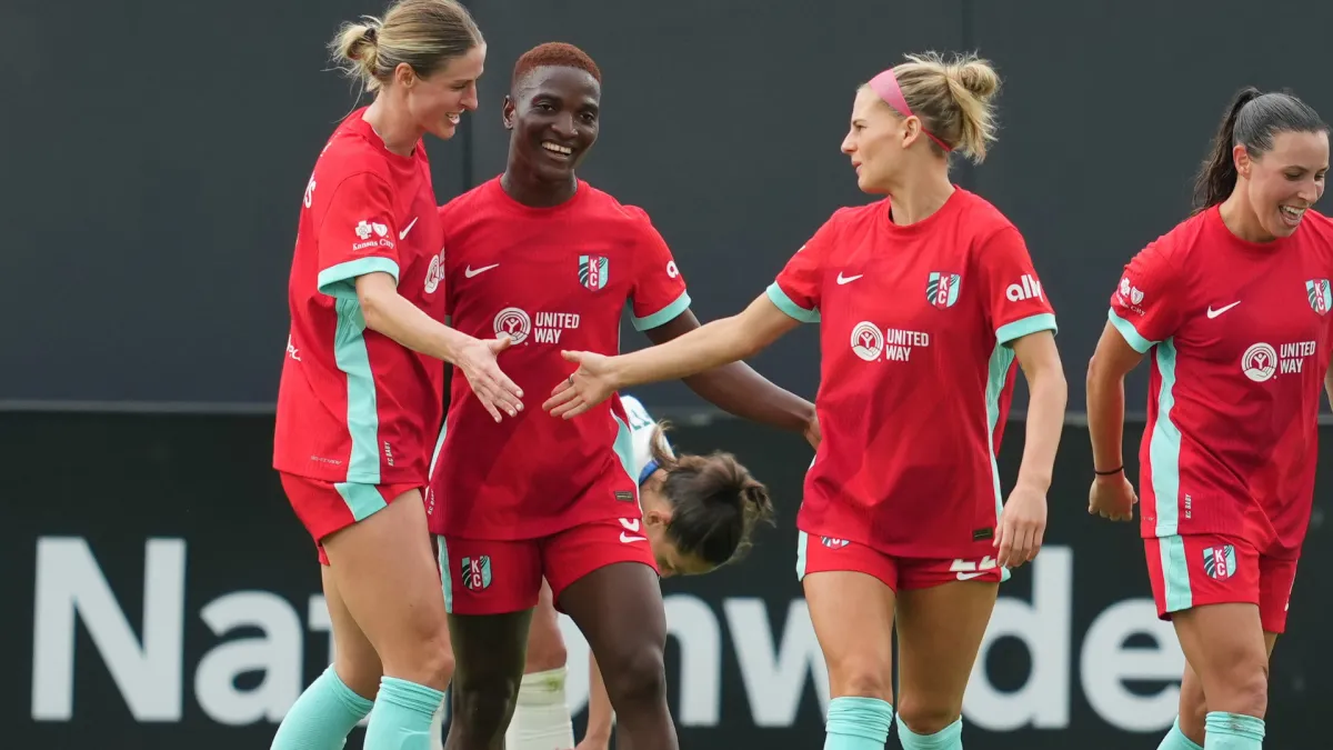 K.C. Current dominate Denver Summit 4-1 as Temwa Chawinga displays her magic goal scoring abilities