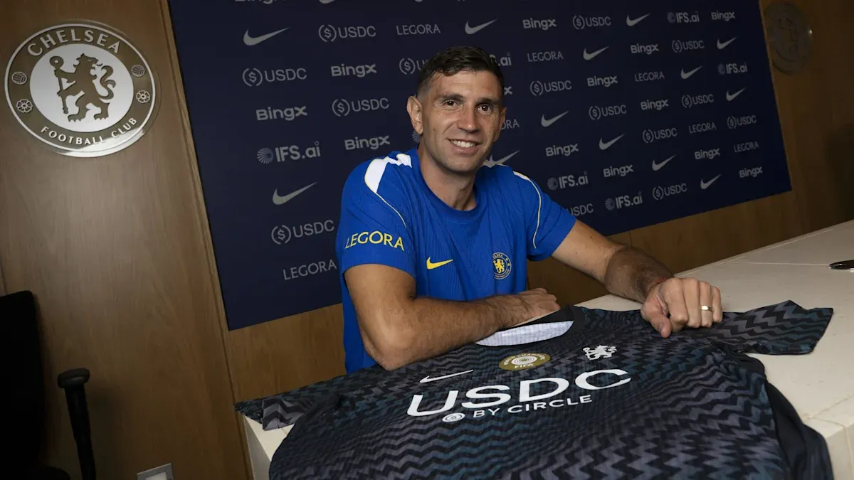 Martinez is eighth Chelsea-Villa deal in four years