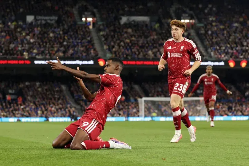 Alexander Isak fires Liverpool past Ipswich as Bradley Barcola makes eagerly awaited bow