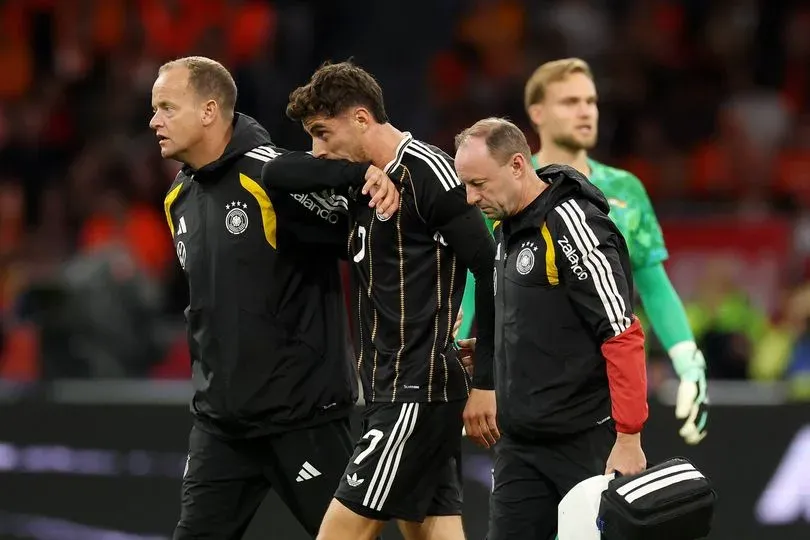 Arsenal's Kai Havertz limps off in Jürgen Klopp and Xavi's national team coaching debuts