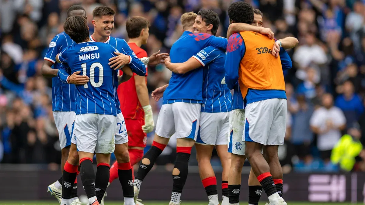 Rangers legend explains why Celtic still hold an advantage in title race