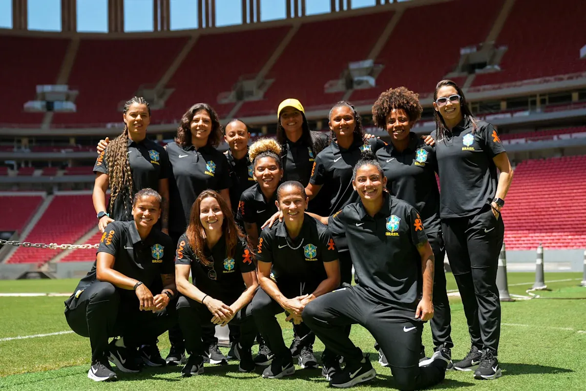 Women’s beach soccer team visits Arena Mané Garrincha
