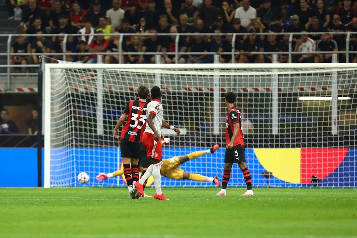 Milan lose at home to Benfica, Leverkusen start Europa League with win